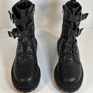 Women's Size 7 Black leather boots